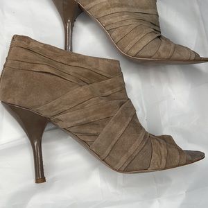 Nine West Upper Suede Leather Bootie Shoe Tan Size 10